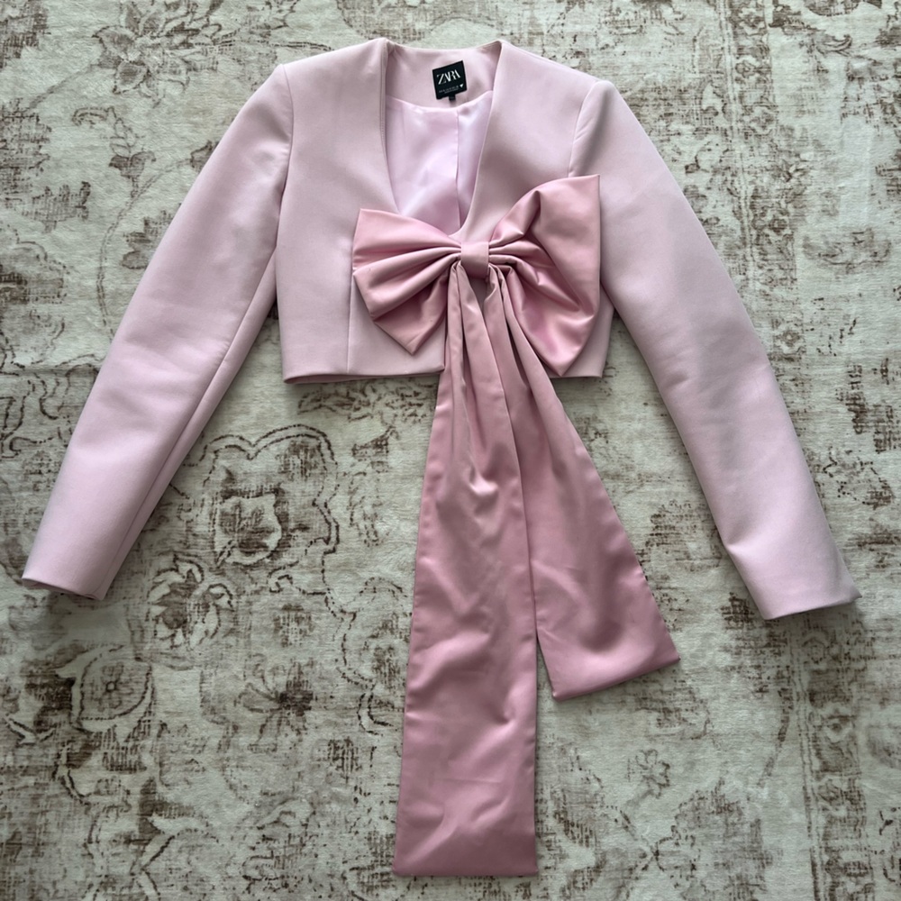 Zara Soft Pink Cropped Jacket with Elegant Bow